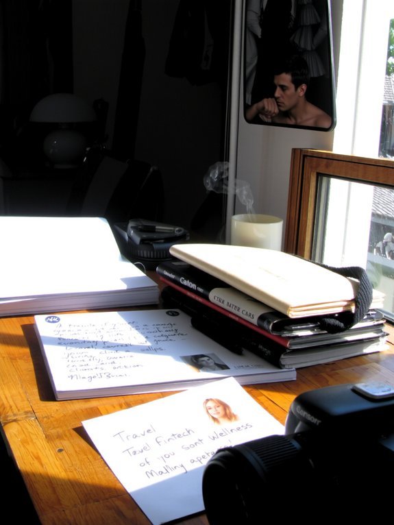 How to Make Money as a Freelance Copywriter niche exploration and client identification